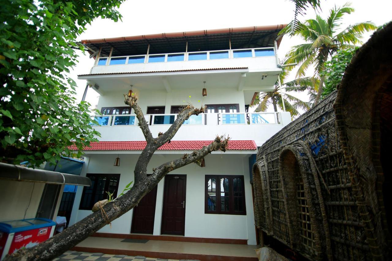 Shalom Beach Residency Alappuzha Kültér fotó